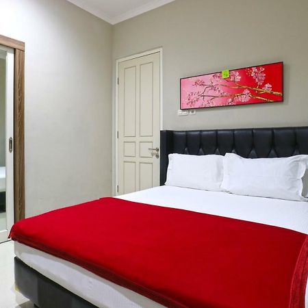 Chiaro Hotel Syariah Sidoarjo Extérieur photo