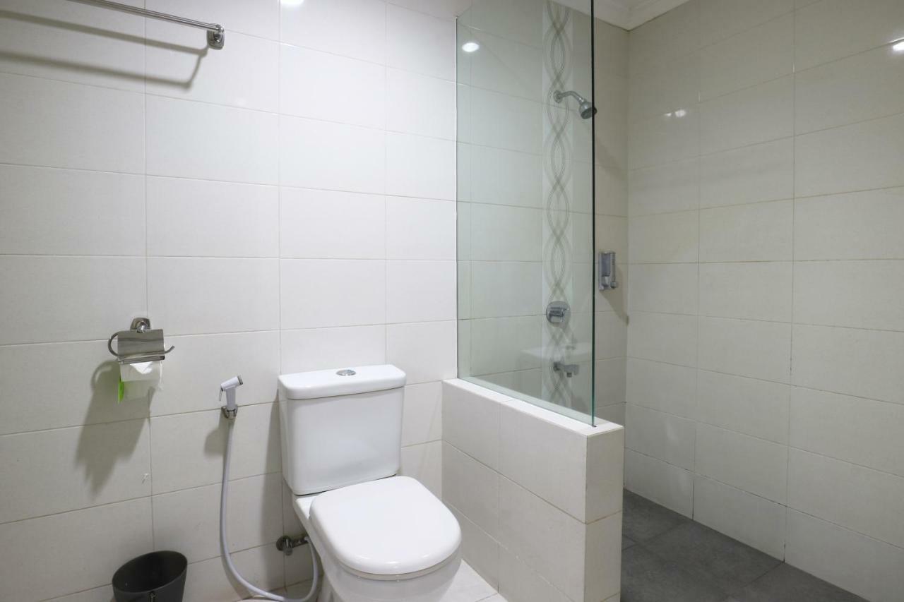 Chiaro Hotel Syariah Sidoarjo Extérieur photo